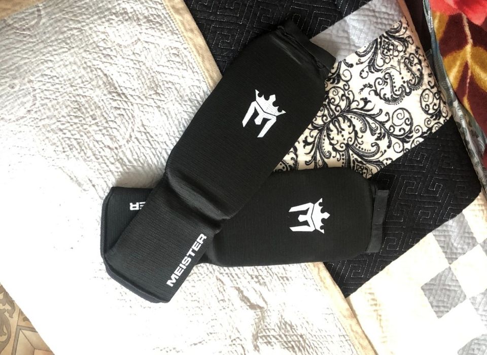 Продам футы новые