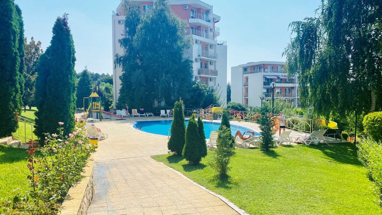 Продава се Едностаен апартамент в Свети Влас - 44 кв.м за 1550 €/кв.м - Снимка #17