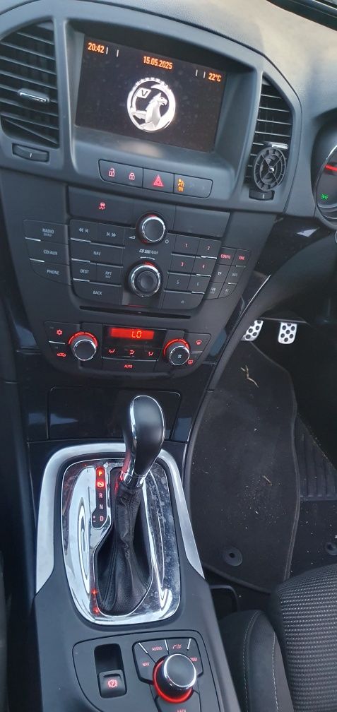 Dezmembrez opel insignia 2.0 cdti cutie automată