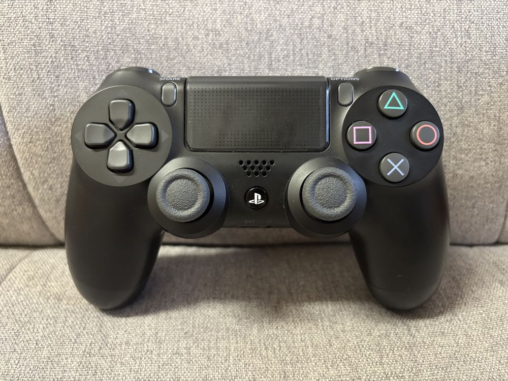 Ps4 slim 500 gb + игри