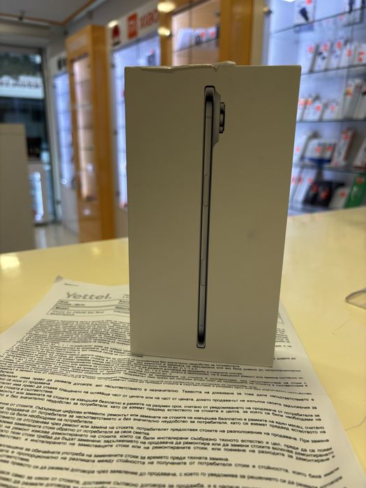 iPhone Air 256GB, Sky Blue, Light Gold, нов 36м. гаранция