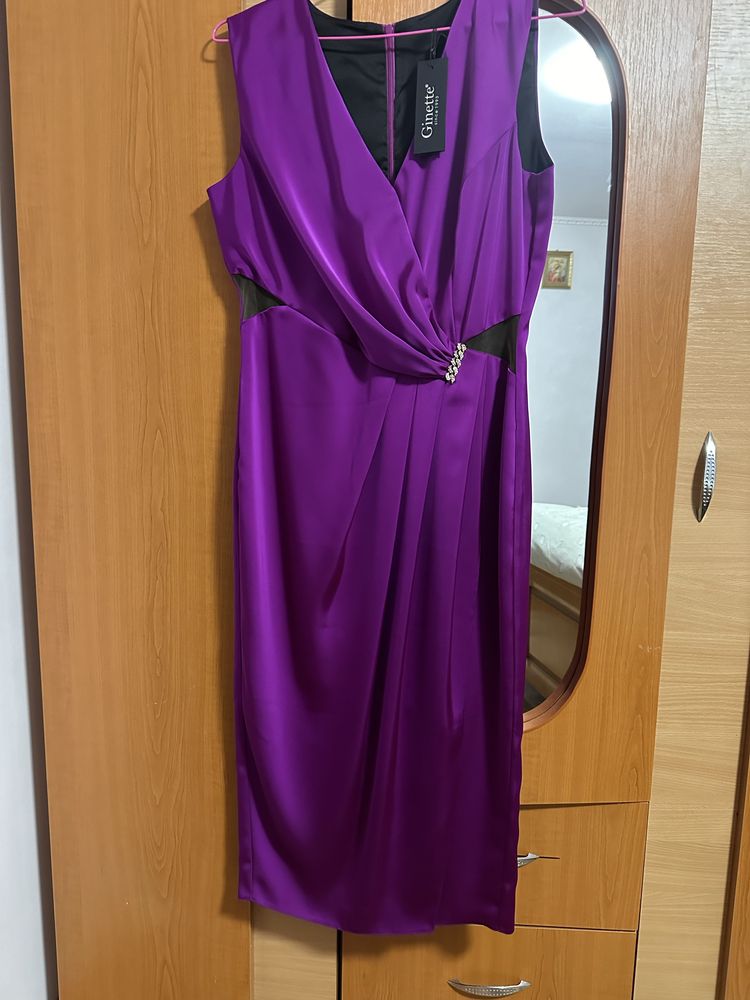 Rochie purple cu eticheta