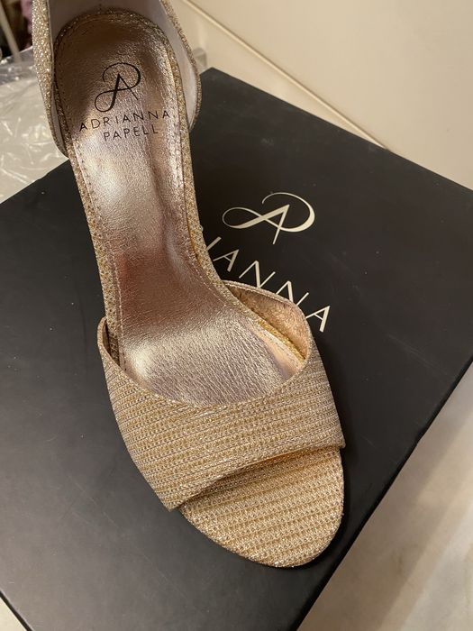 Sandale  NOI deosebite