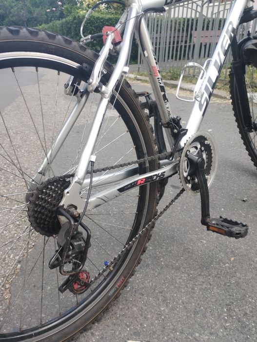 Bicicletă silver DHS