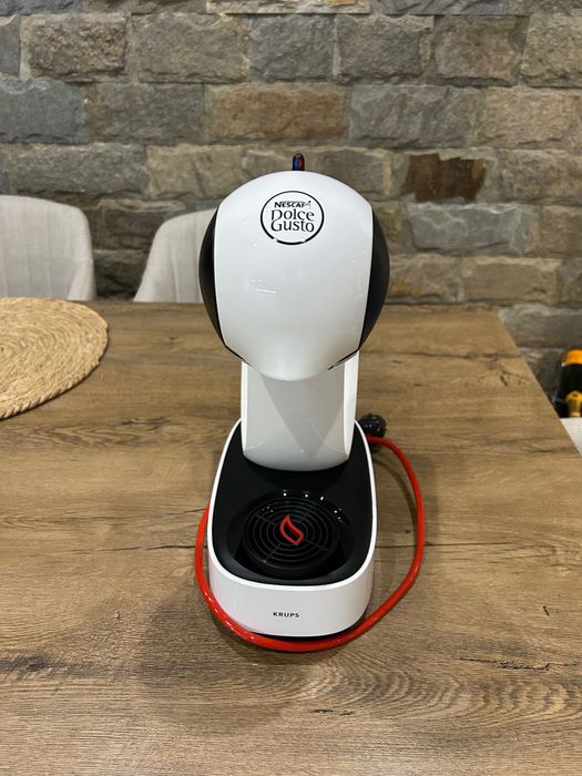 Продавам кафемашина Dolce Gusto