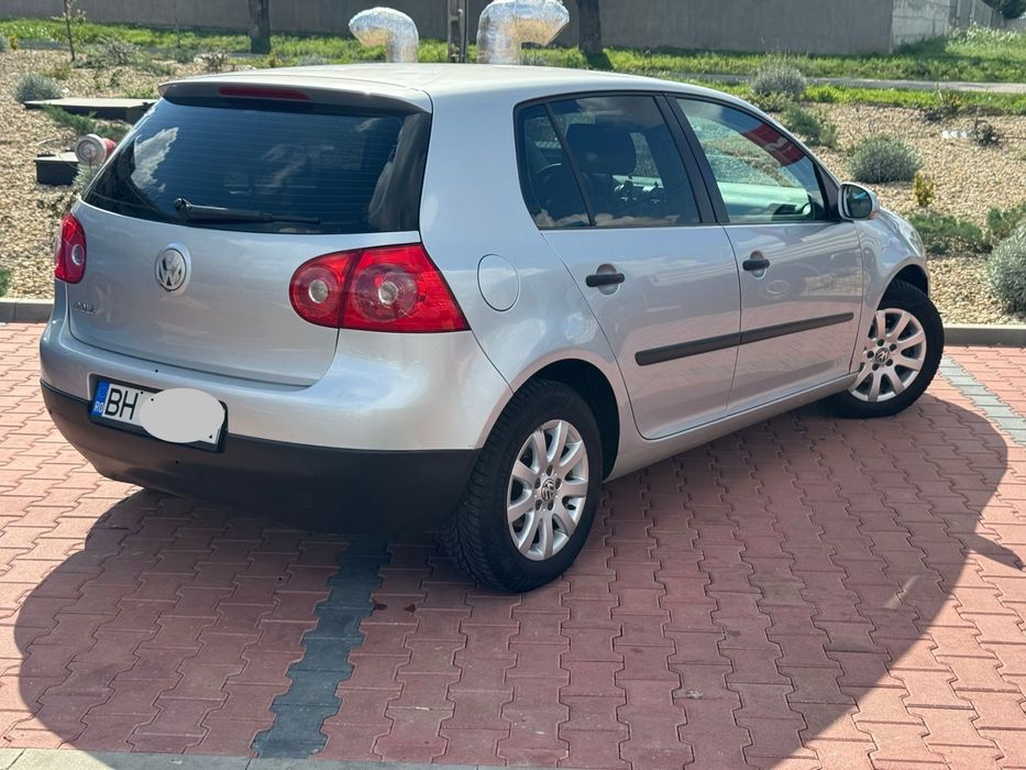 Volkswagen Golf 5 Benzina