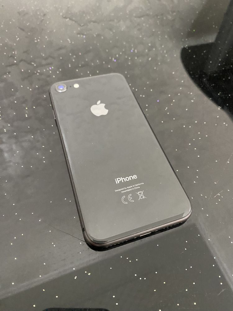 iPhone 8 space gray 64GB