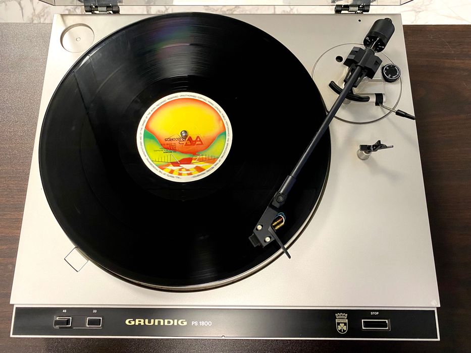 Vintage грамофон Grundig