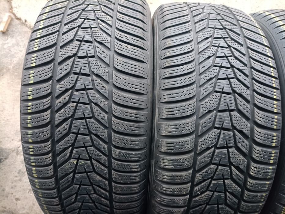 4 anvelope de iarna Hankook 2x255/50 R19 dot 3121 2x235/55 R19 dot3321