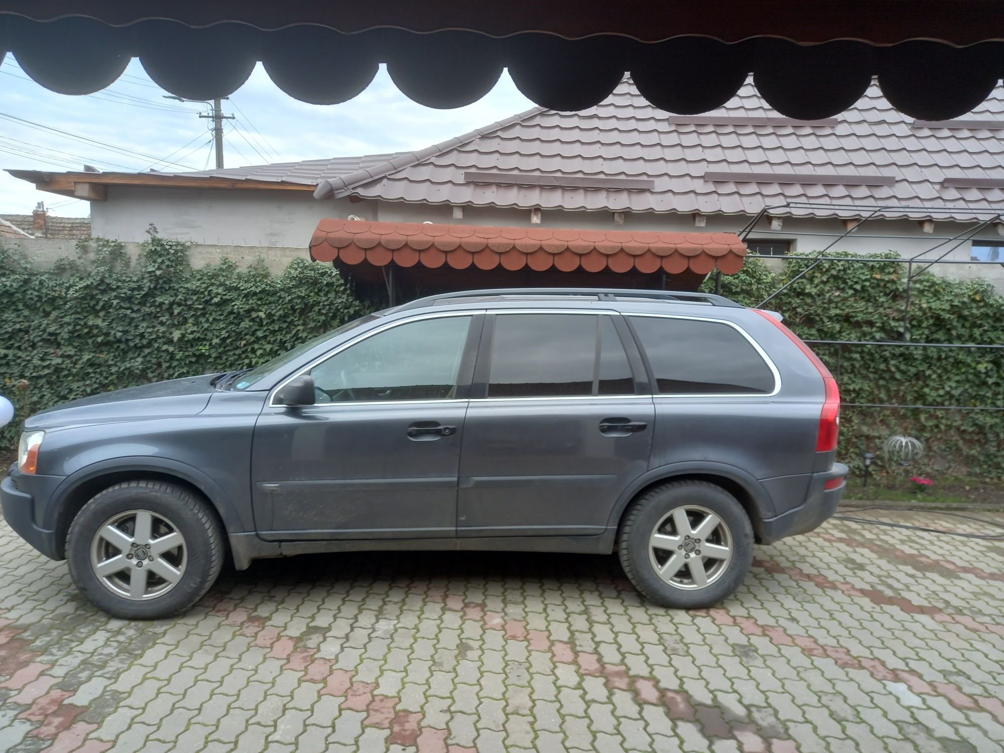 Volvo  xc90 2005