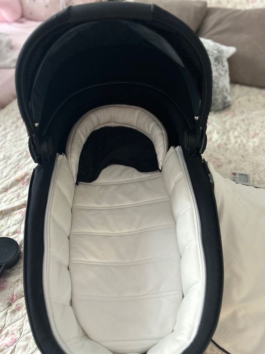 Кош за новородено cybex lux carry cot черен