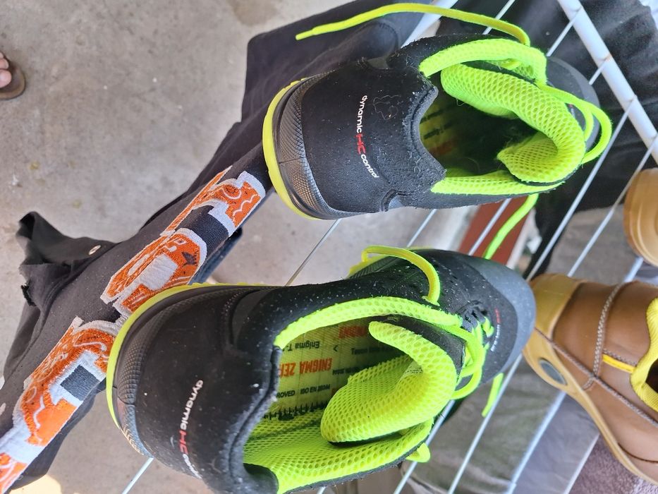 Bocanci cu protectie