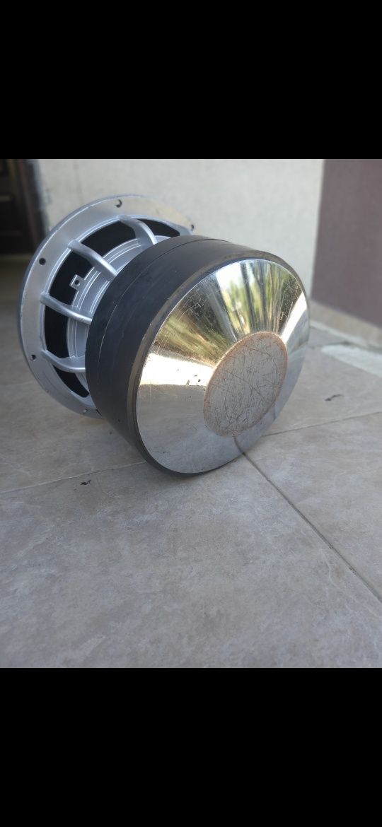 Субвуфера 10" Re audio MT10 1500w Rms Rms