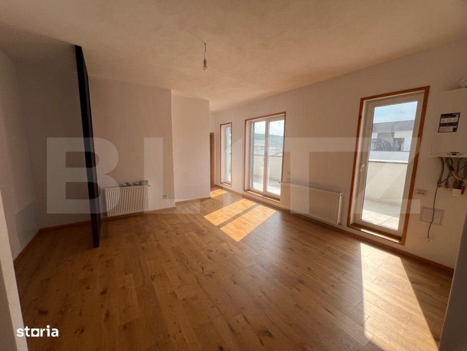 Penthouse de vanzare, cu 2 camere, 47 mp, parcare subterana, zona Terr
