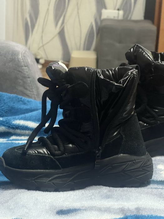 Продам зимние сапожки