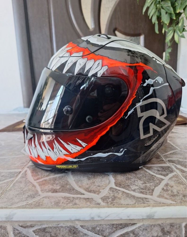 HJC Rpha 11 venom 2