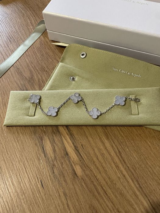 Van Cleef & Arpels - Bratara Silver & Gri