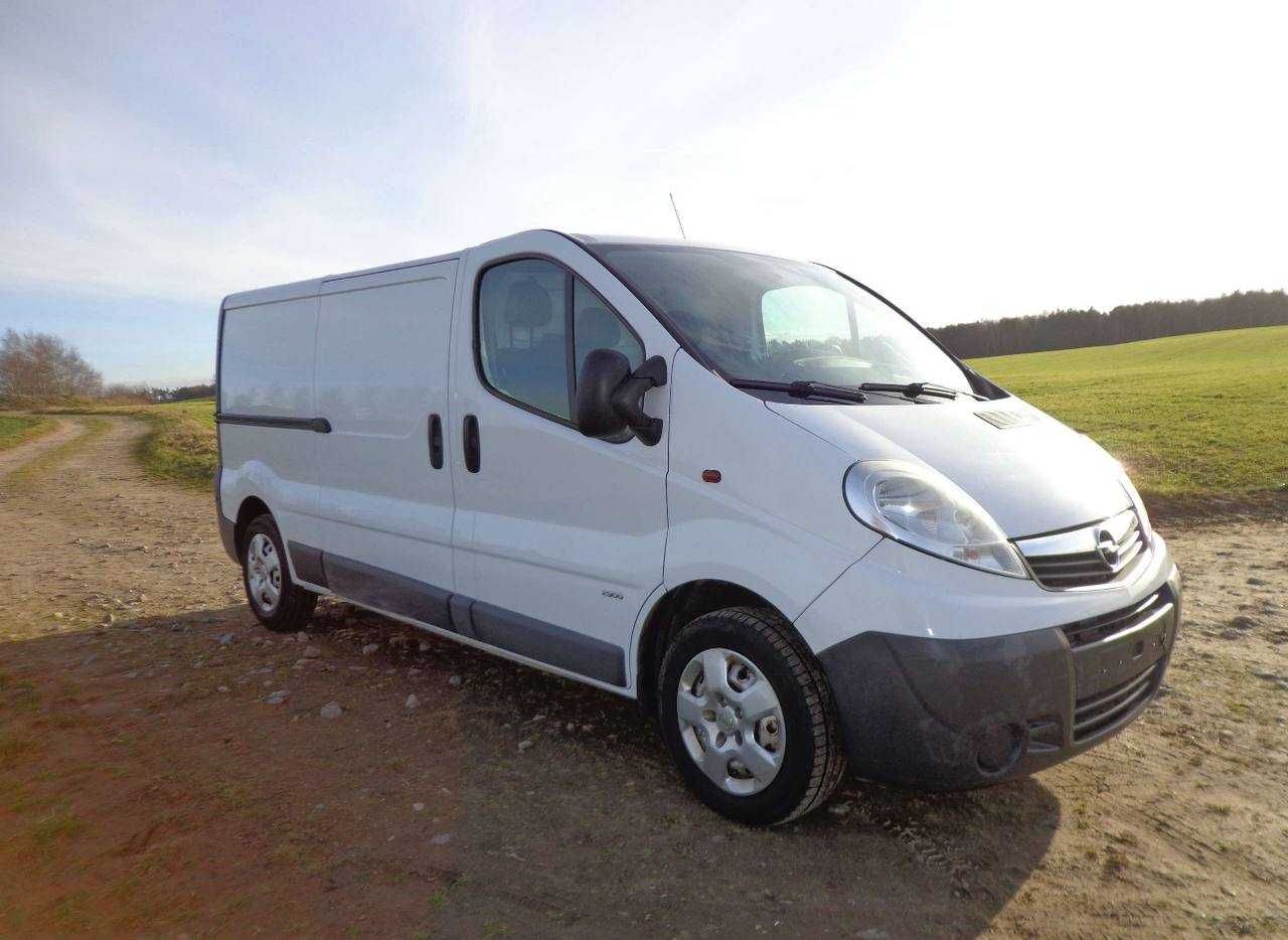 Opel Vivaro НА ЧАСТИ