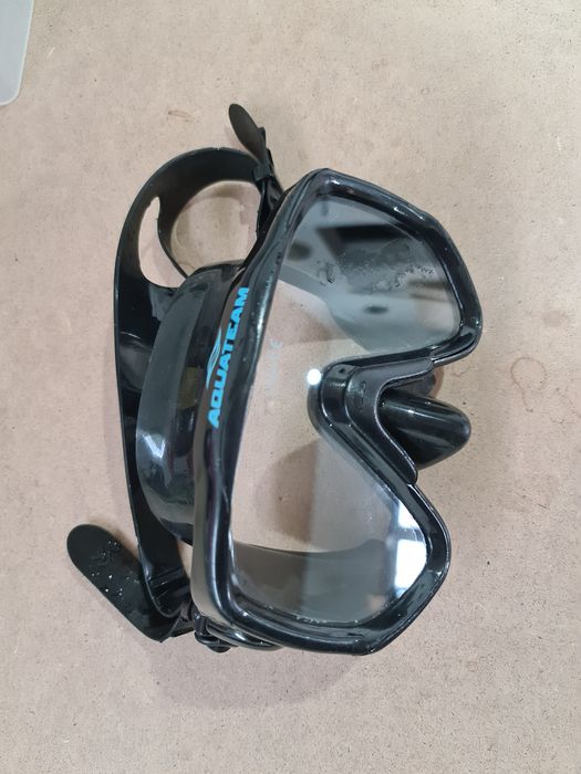 Подводная маска для дайвинга