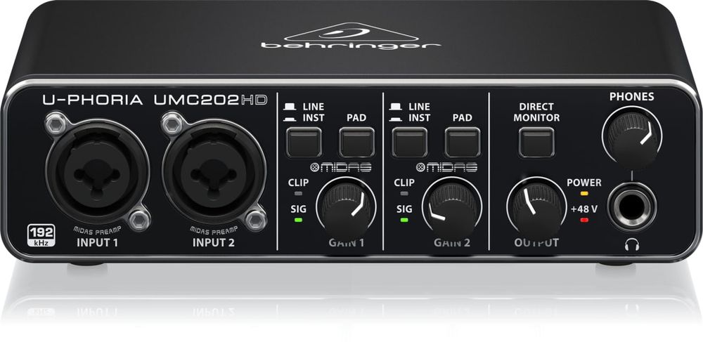 Behringer UMC202HD