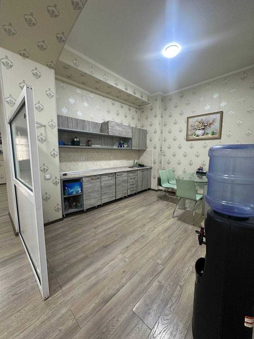 ул.Глинка Продается 1 линия НЕЖИЛОЕ / Офис Мирабадский район/ ЦЕНТР