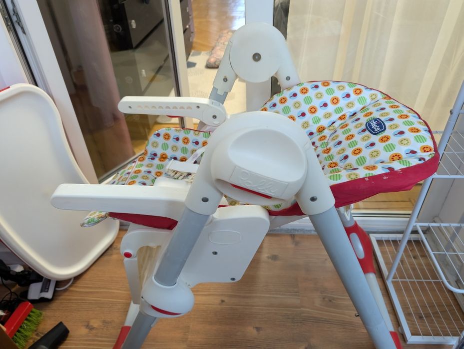 Scaun de masa Chicco Polly