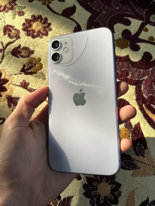 Айфон 11 сатылады срочна