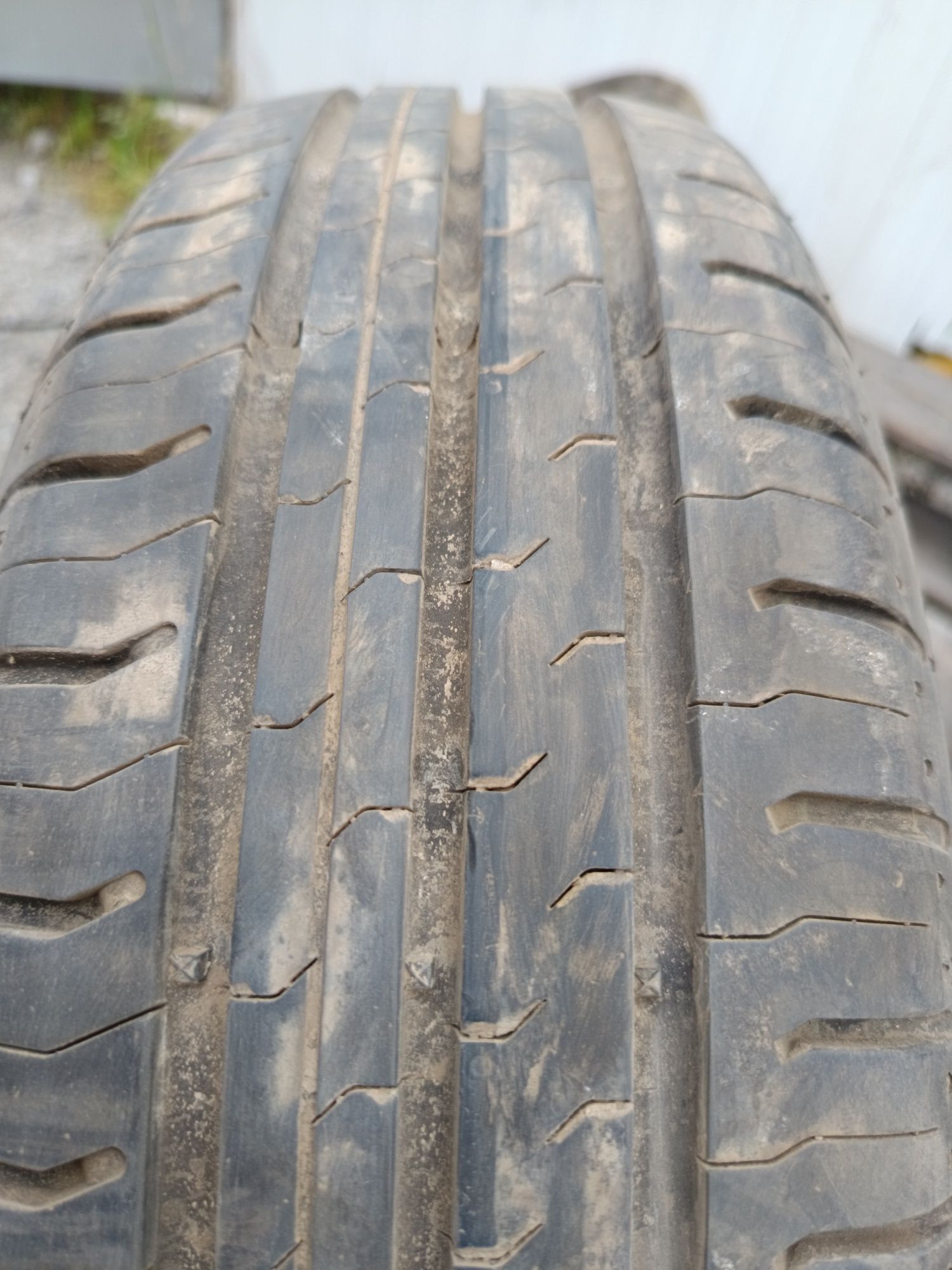 165 65 R 14 Continental Дот 3815