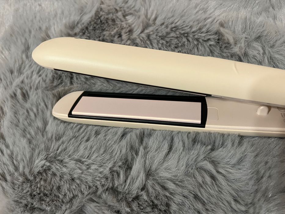 Philips Series 8000 SenseIQ Преса за коса