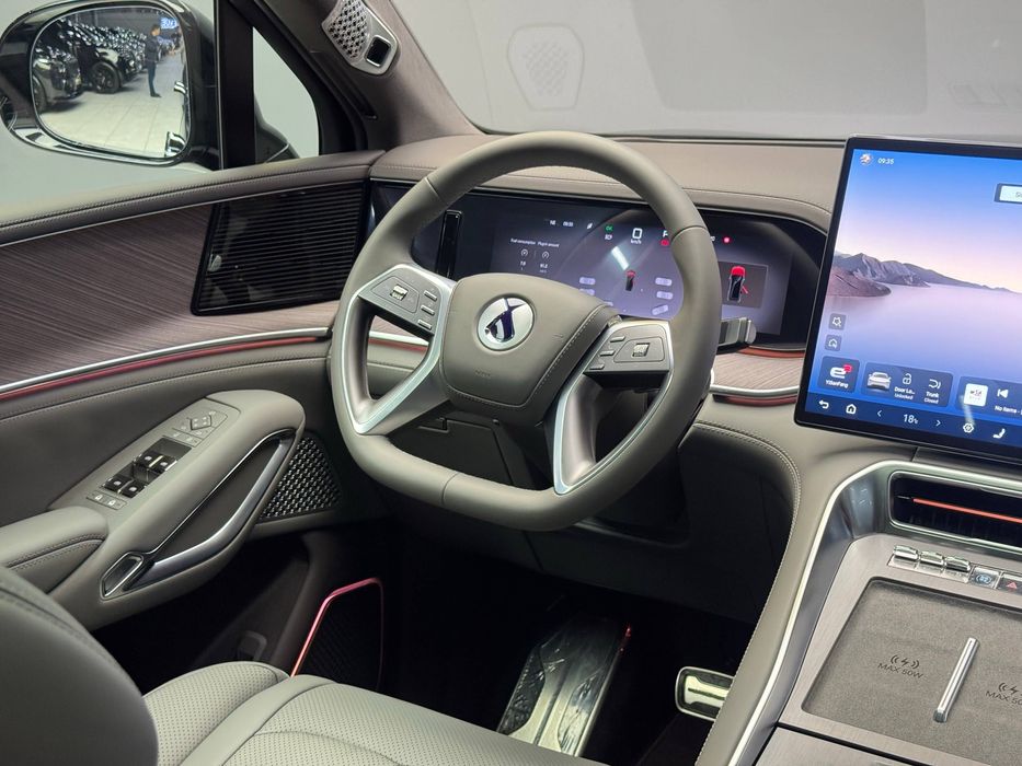 Продается новый Denza N9 PHEV