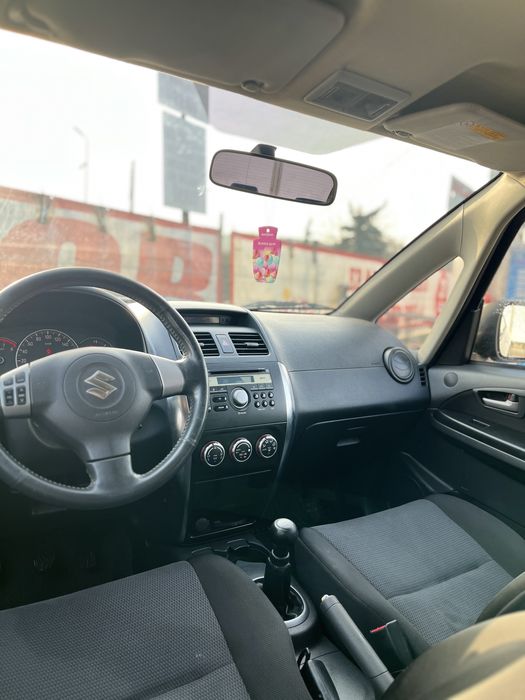 Suzuki SX4 Sedan - 1.6 benzina