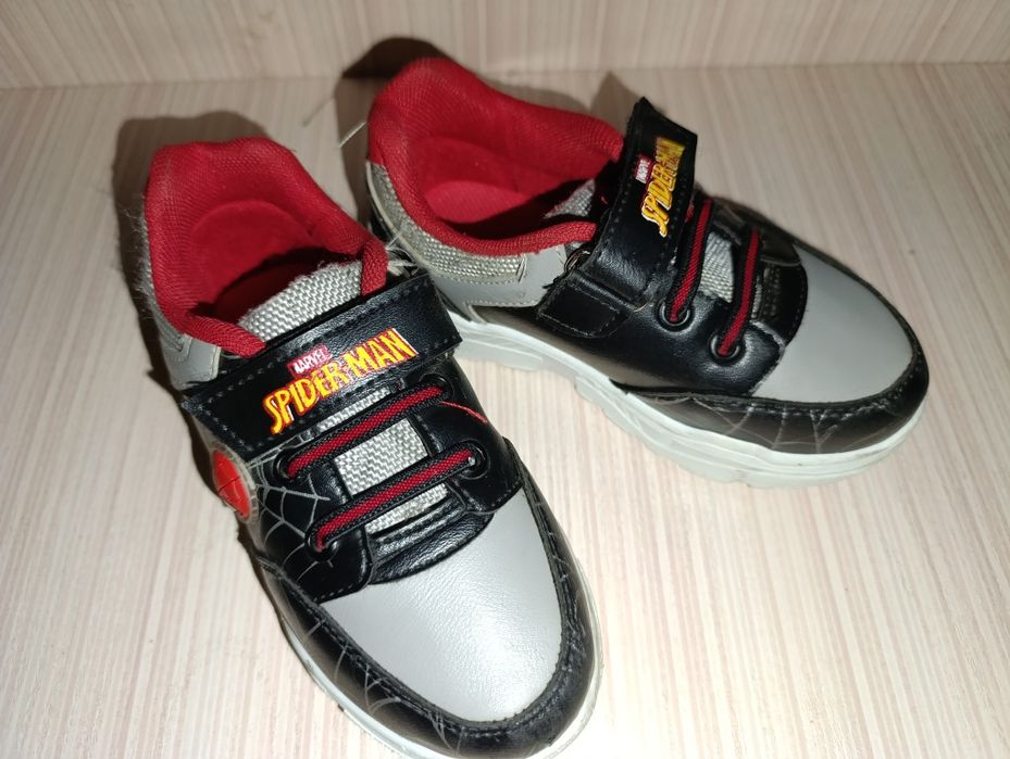 Детские кросовки, человек-паук