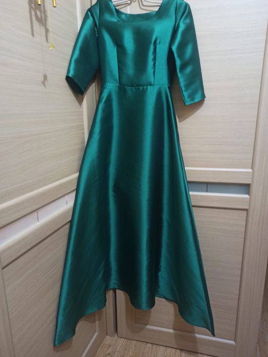 Платье длинное вечернее на выпускной