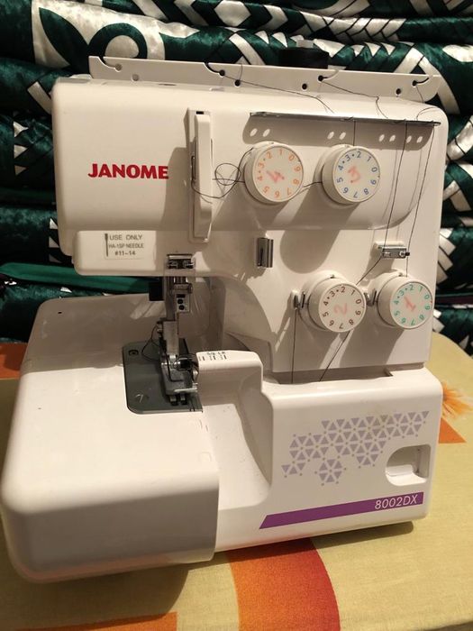 Janome 8002 оверлок
