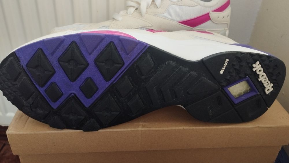 Adidași Reebok noi