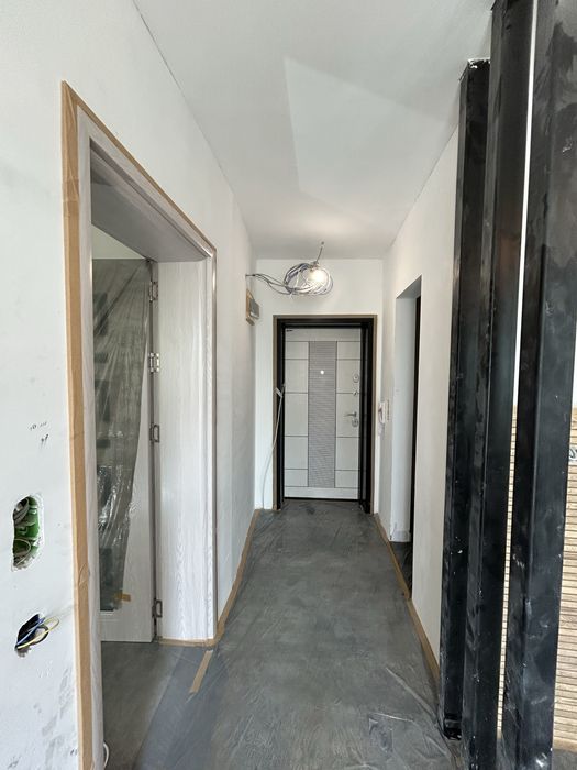 Предлагам,шпакловане,боядисване,мазилки,пускане на силикон