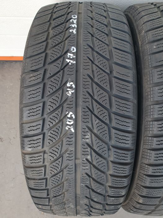 Зимни гуми 4 броя GOODRIDE SW608 205 45 R17 дот 2320