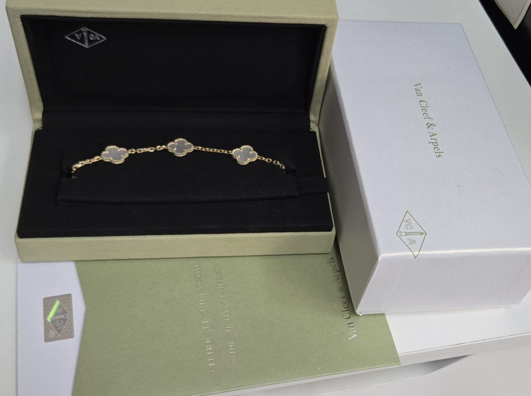 Гривна  Van Cleef   - Седеф