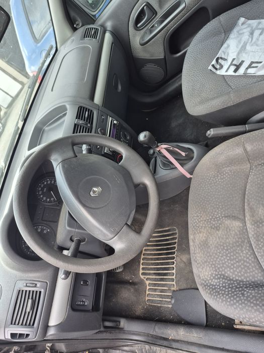 Dezmembrez clio 1.2 2009