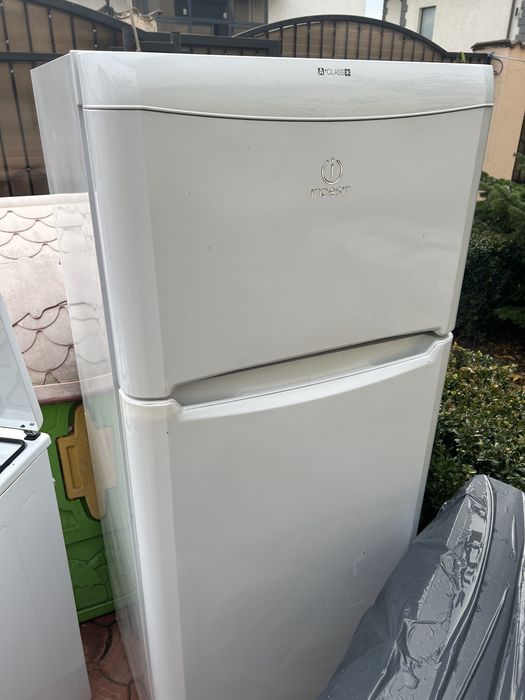 Indesit frigider folosit