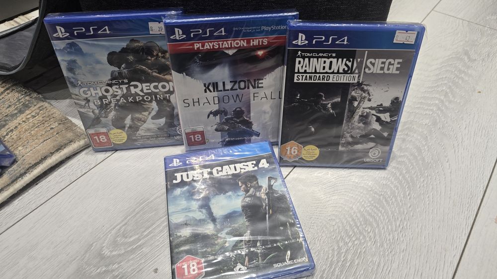 Диски ps4 любой диск из этого фото 255000 сум