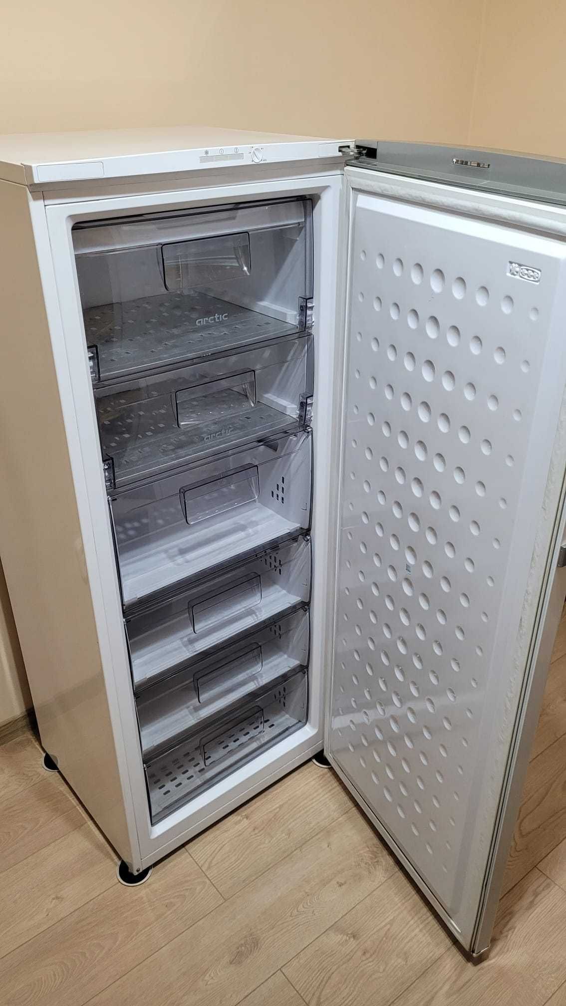 Congelator Arctic cu 6 sertare