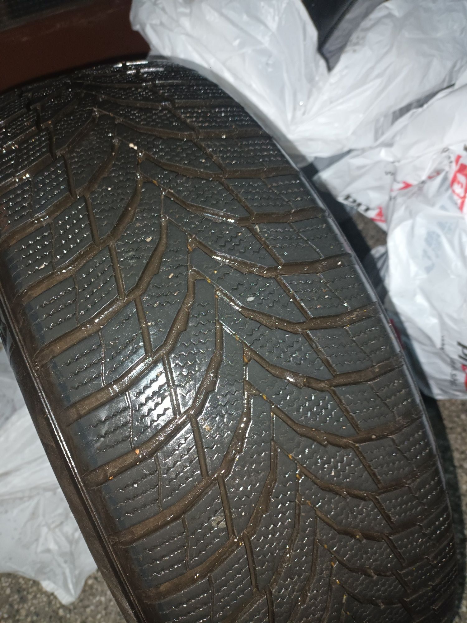 Зимни гуми NEXEN WINTERSPORT SUV 225 60 18 ДОТ2119
