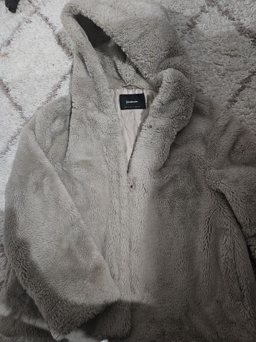 Палто на Stradivarius