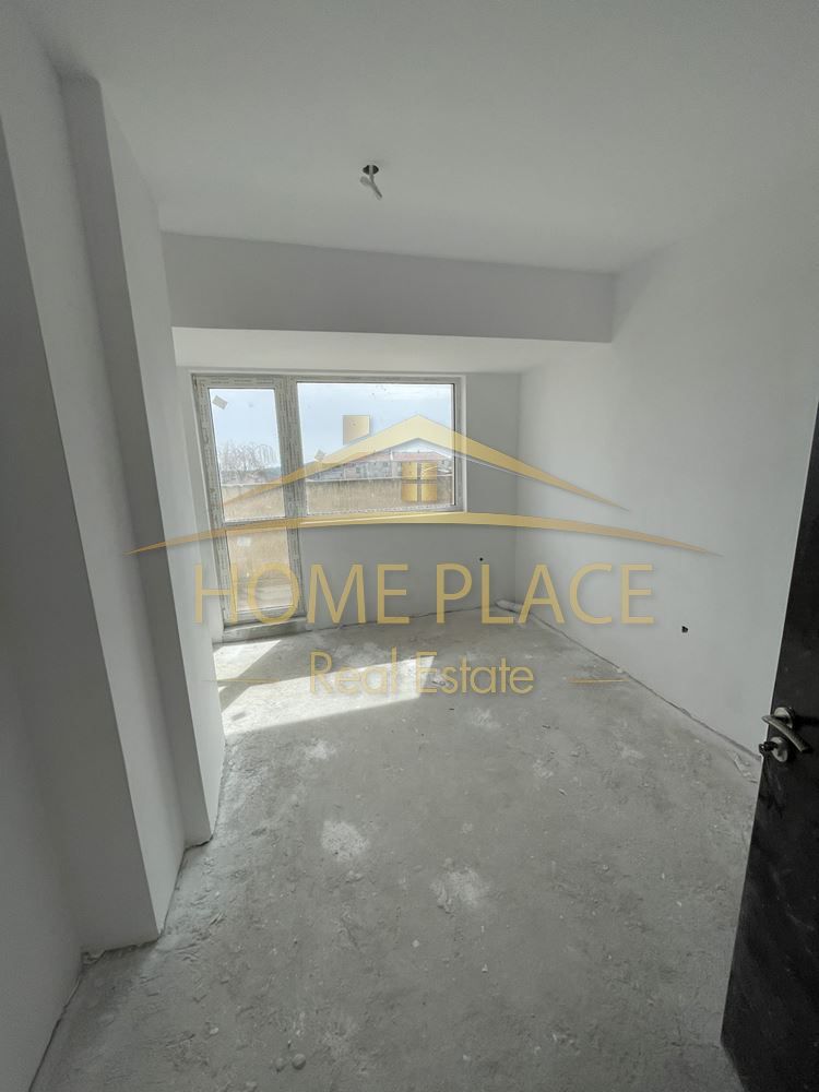 Продава се Тристаен апартамент в Каварна - 106 кв.м за 670 €/кв.м - Снимка #1