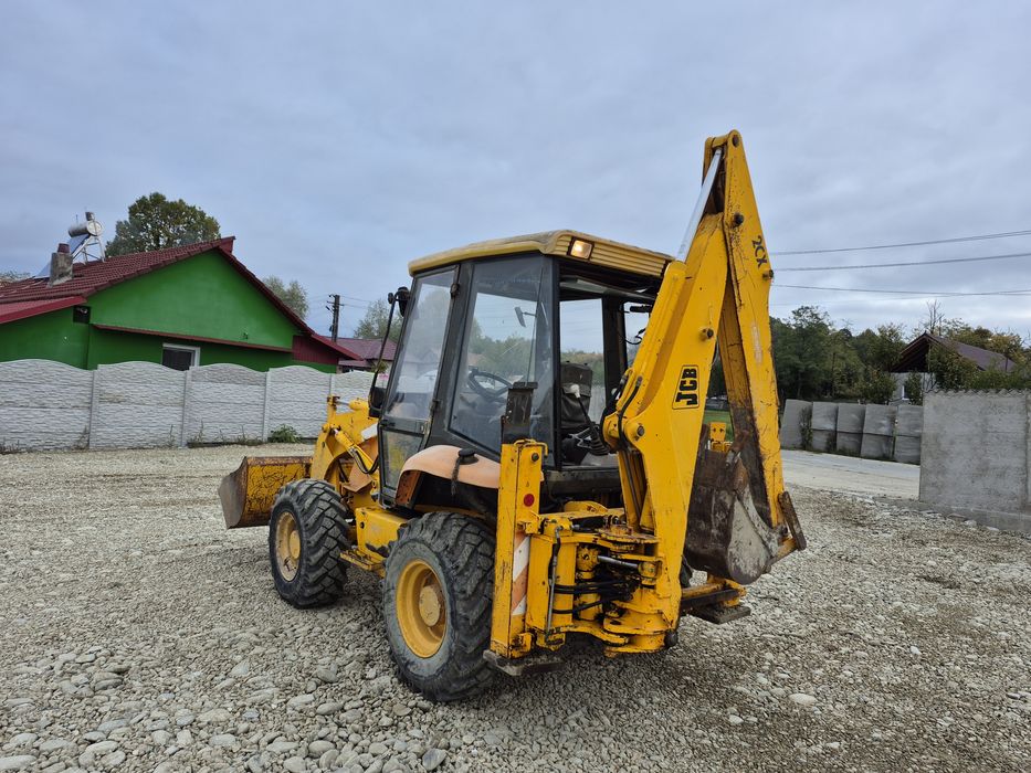 Buldoexcavator jcb 2cx