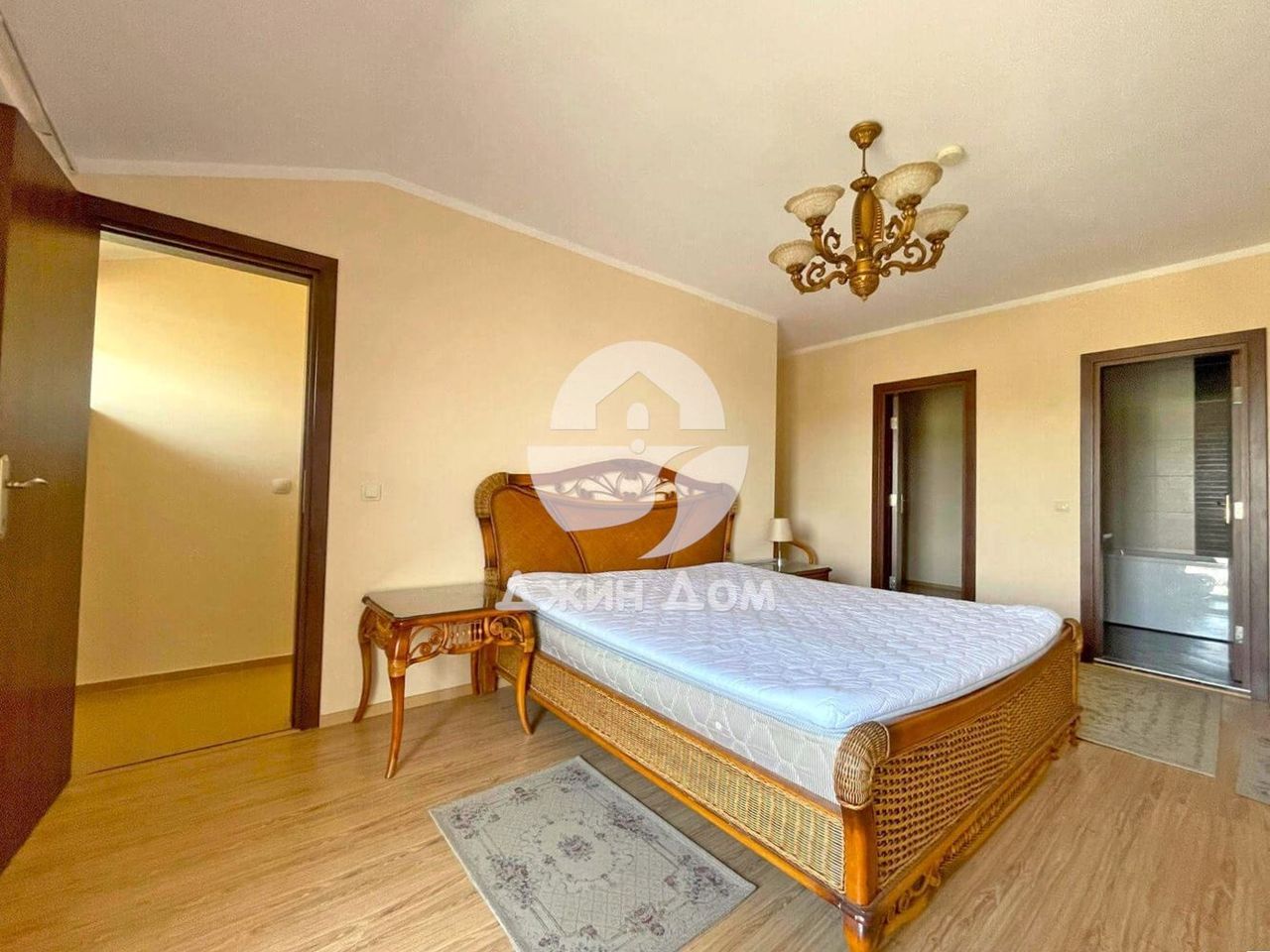 Продава се Двустаен апартамент в Несебър - 90 кв.м за 1333 €/кв.м - Снимка #6