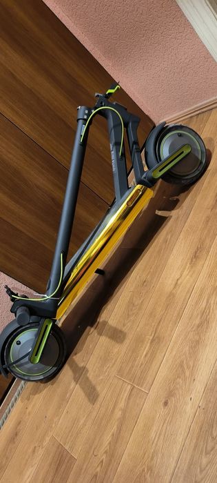 Электросомокат NAVEE-S 65.