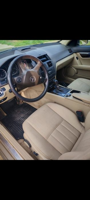 Vand c220 ,2011 proprietar