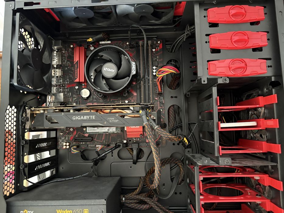 Pc Gaming Ryzen 5, RX580 8gb, 16 gb ram BONUS CONTROLLER XBOX wireless